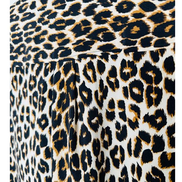 Equipment Leopard Print Long Sleeve Collared Button Up Silk Blouse XS - Picture 7 of 12
